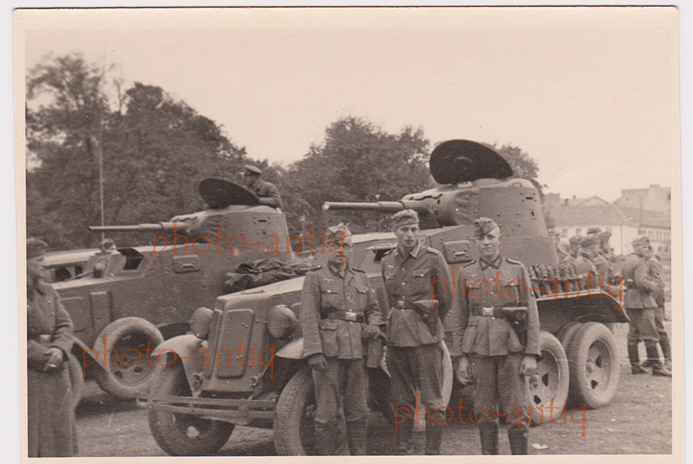 Парад частей вермахта. Парад РККА 1939. Парад РККА И вермахта в Бресте. Парад вермахта и РККА В Бресте 1939. Парад РККА И вермахта.